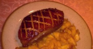 Magret de canard aux pommes, miel et cidre