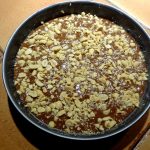 gâteau au chocolat au lait et cacahuètes grillées salées 10