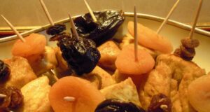 Bouchées apéritives de poulet au curry et fruits
