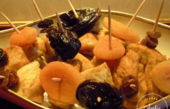 Bouchées apéritives de poulet au curry et fruits