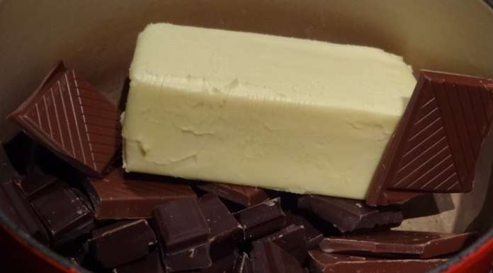 Bûche de Noël aux marrons sans gluten 1
