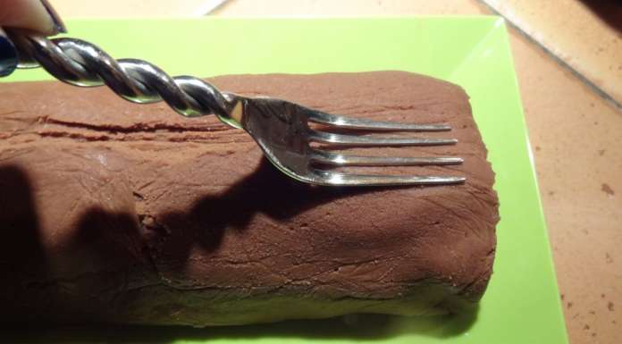 Bûche de Noël aux marrons sans gluten 10