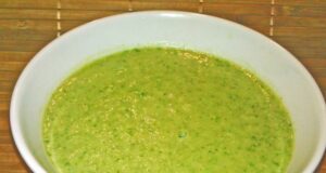 Crème de salade au poulet et châtaigne