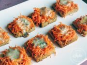 Canapés de pain d’épices au stilton