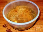 Bouillon aux épices et aux herbes