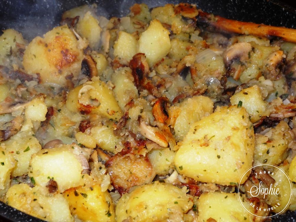 Poêlée De Pommes De Terre Aux Champignons