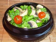 Salade aux champignons crus