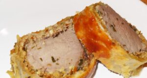 Filet mignon de porc de plein air en croûte aux noix et échalotes
