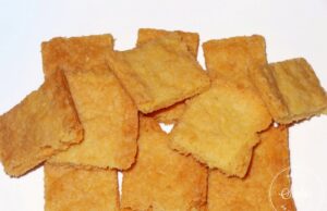 Biscuits craquants à la semoule