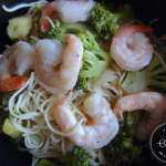 pates-fines-chinoises-sautees-aux-brocolis-et-gambas