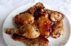 Poulet mariné aux miel, ail et poivre