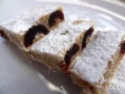 Petits carrés aux cerises amarena