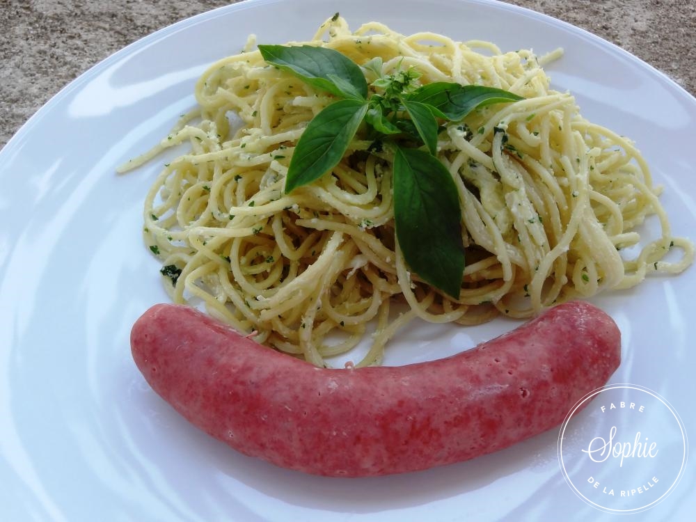 Saucisses De Toulouse Pochees Au Vin Blanc