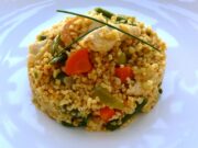 Sauté de boulgour aux légumes, poulet et crevettes