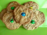Biscuits au beurre d’arachides et M&M’s