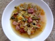Soupe d’hiver aux saucisses fumées