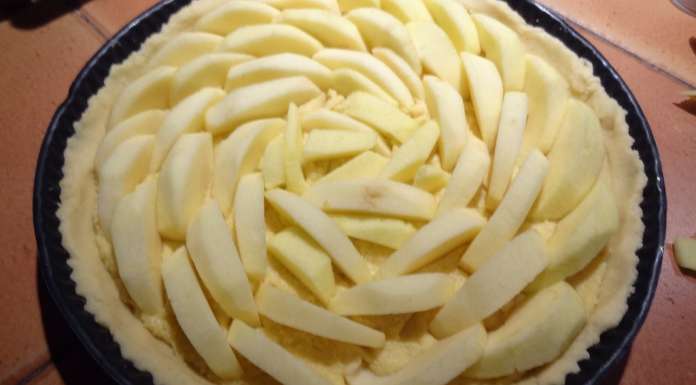 Tarte amandine aux pommes sans gluten 7