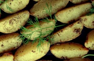 Wedges au poivre et à l’ail