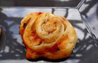 Rosaces feuilletées à l’italienne