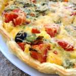 Quiche aux tomates et roquette
