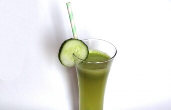 Jus de concombre, pomme et orange