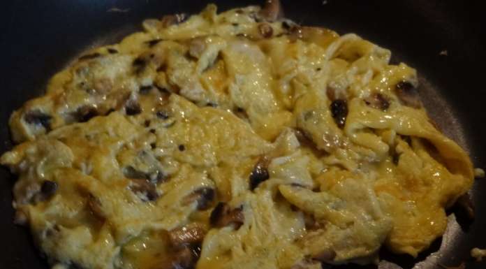 Roll eggs aux champignons 10