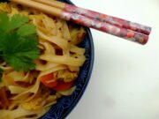 Nouilles de riz au chou vert, carottes