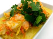 Curry de crevettes au chou vert