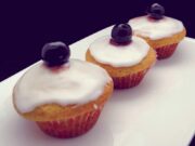 Muffins à la compote glacés au citron
