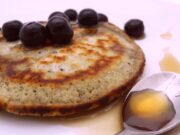 Pancakes au sésame noir