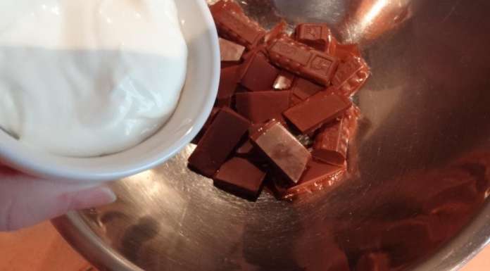 Gâteau déviant chocolat cacahuètes 8