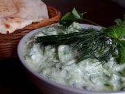 Salade de concombre au brebis