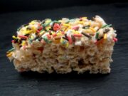 Barres croustillantes au riz soufflé et noix de cajou