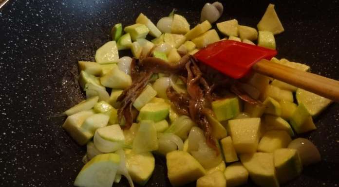Cake aux anchois, courgettes et olives 4