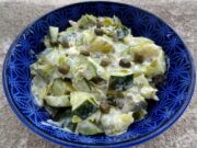 Kartöflusalat án kartaflna (Islande) – Salade courgette et poireau aux câpres