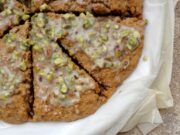 Scones vegan, avoine et pistaches
