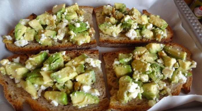 Tartines chaudes à l'avocat 9