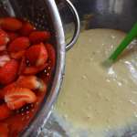 Gâteau à la rhubarbe et aux fraises façon tatin 13