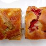Gâteau à la rhubarbe et aux fraises façon tatin
