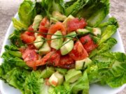 Salade du Mozambique (avocat, pêche, tomate)