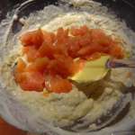Muffins au saumon fumé et tomates confites 6