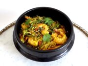Pâtes sautées au curry (Singapour)