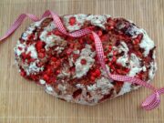Pain girly facile au coulis, framboises et pralines