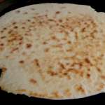 Tortillas de harina y frijoles refrito 8