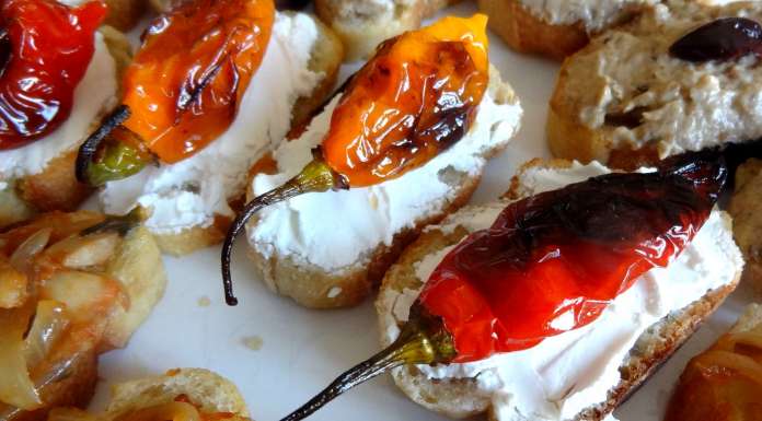 canapes-aux-piments-vegetariens