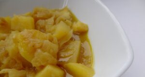 Pommes de terre et oignon au curry – Kerrie-aartappels en Uie (Lesotho)