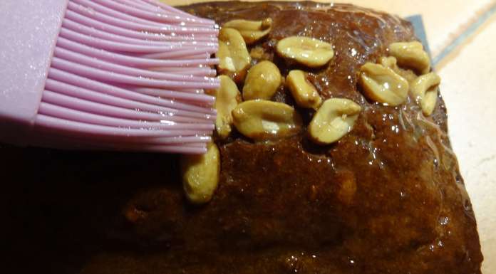 pain-de-bananes-aux-pruneaux-et-cacahuetes-13