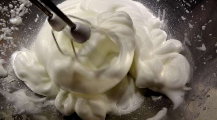 Monter les blancs en neige