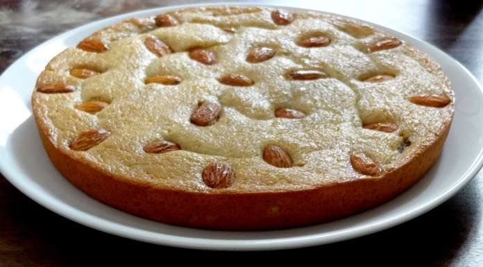 Gateau A La Pate De Dattes