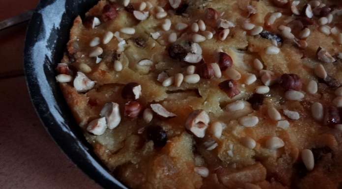 gâteau à la polenta et aux fruits